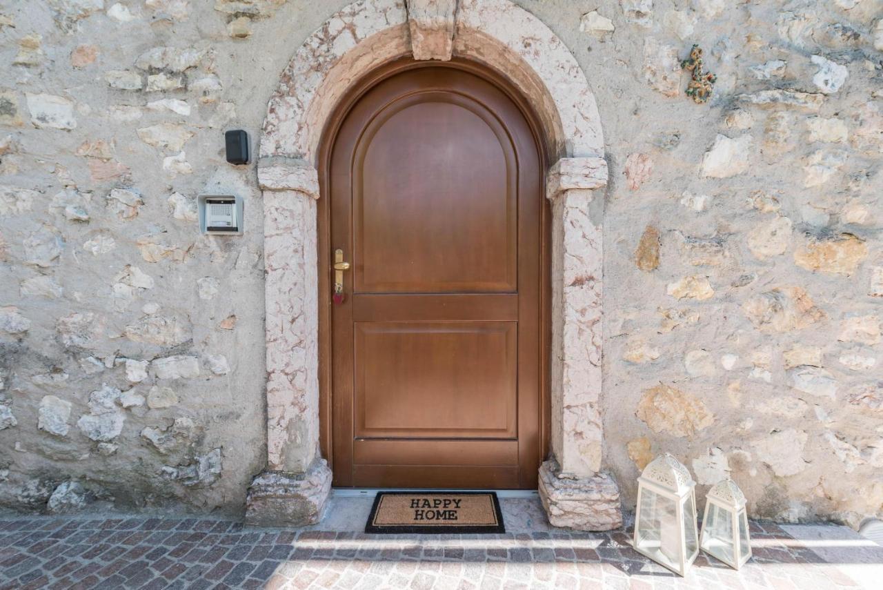 Appartamento Ania Vista Castello Tenno Zewnętrze zdjęcie