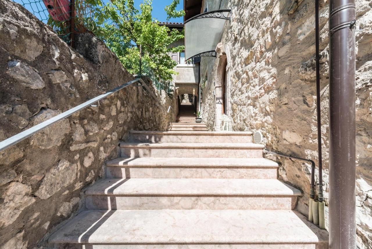 Appartamento Ania Vista Castello Tenno Zewnętrze zdjęcie